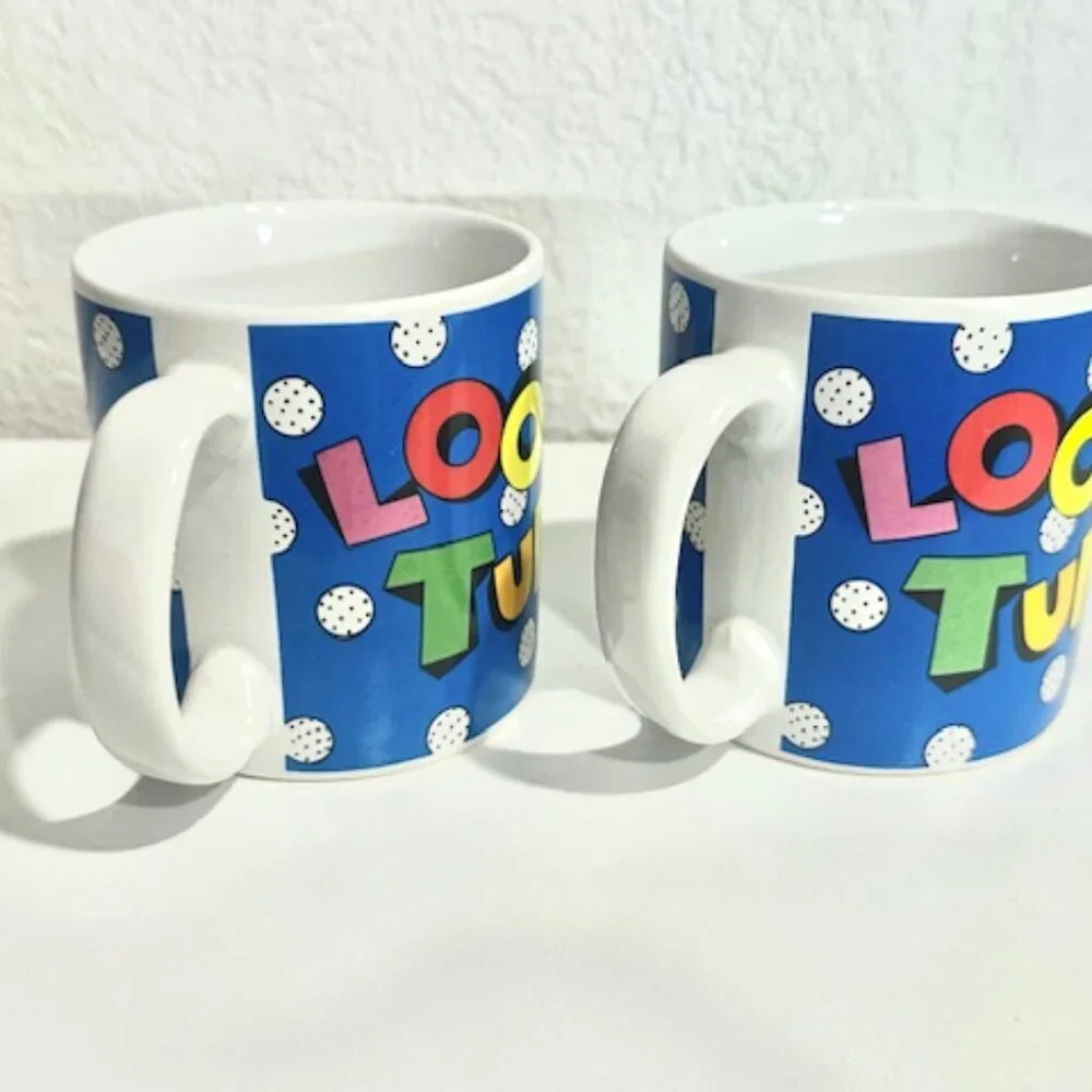VTG Warner Bros. Daffy Duck Coffee Mug Cups Set Golf Theme Sakura 1994